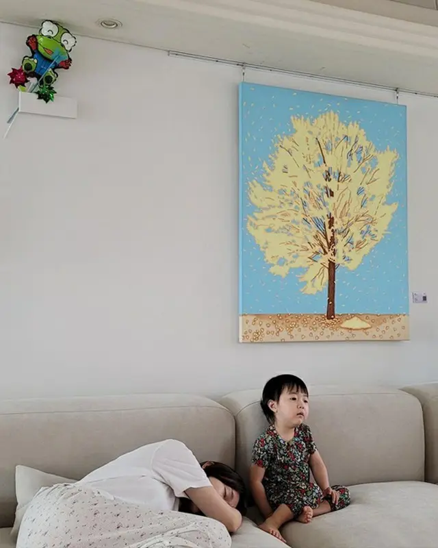歌手イ・ジヘ、第2子妊娠中の近況ショットを公開…「すぐに乗り越えられるだろう。がんばろう！」（画像提供:wowkorea）