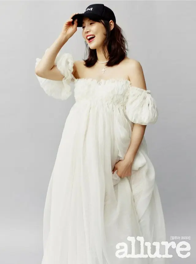 女優ハン・ジヘ、臨月の撮影ショットを公開＝美しいお腹のライン（画像提供:wowkorea）