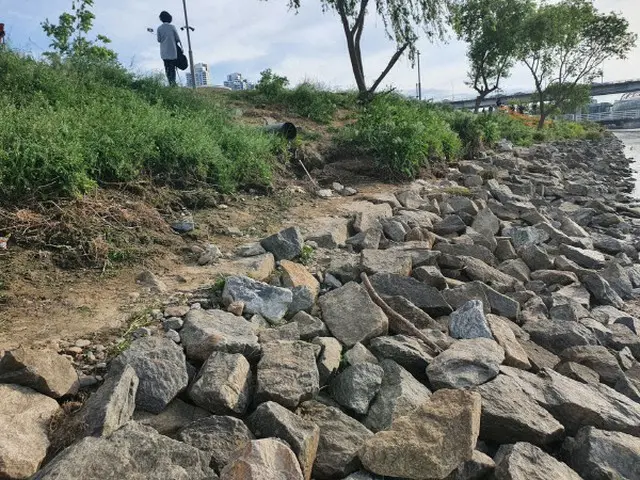「漢江・医大生事件」靴下についた土は川の中10m地点のものと類似＝韓国（画像提供:wowkorea）