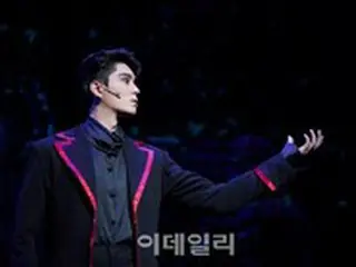 ミュージカル俳優チョン・ドンソク、今日ミュージカル「ドラキュラ」初公演