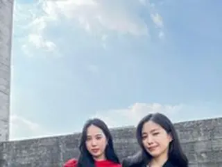 ソン・ナウン（Apink）、妹とツーショット「そっくりだね」