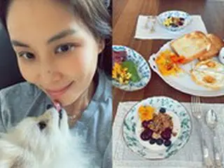 “夫はチャン・ドンゴン”女優コ・ソヨン、愛犬とのツーショットとともに「娘とブランチ」と週末の朝を伝える