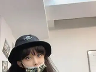 トランスジェンダー歌手ハリス、「映画会社オープン！…かわいいふり」ガールズグループのような美貌