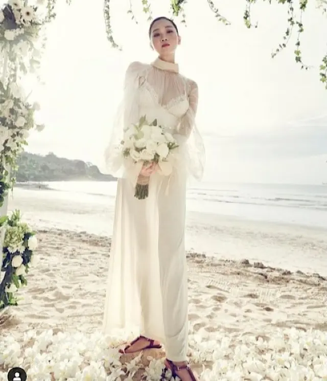 “結婚6周年“チャン・ユンジュ、「生まれ変わっても私と結婚するの？」（画像提供:wowkorea）