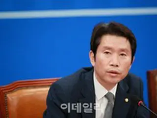 「漢拏山からで白頭山まで…平和の時間を作る」＝済州島を訪れた韓国統一部長官