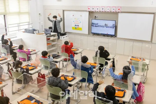 2学期は全面登校授業をするとはいうものの、過密学級がネック＝韓国（画像提供:wowkorea）