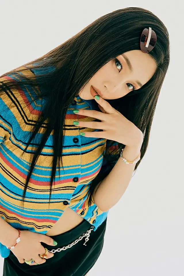 「Red Velvet」ジョイ、“ビタミンのような声”でデビューステージを飾る（画像提供:wowkorea）