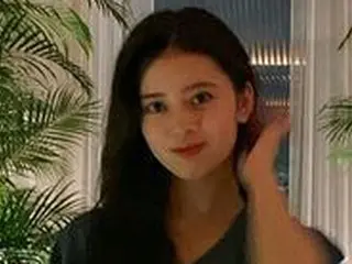 「NiziU」のRIMA、大人びた装いで近況報告…“彼女感ある”シチュエーション?!　でハートを鷲掴み