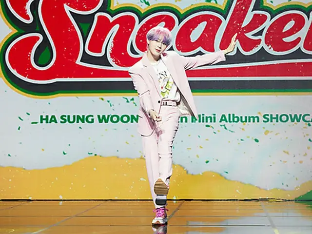 【フォト】歌手ハ・ソンウン、5thミニアルバム「Sneakers」発売記念ショーケースを開催（画像提供:wowkorea）