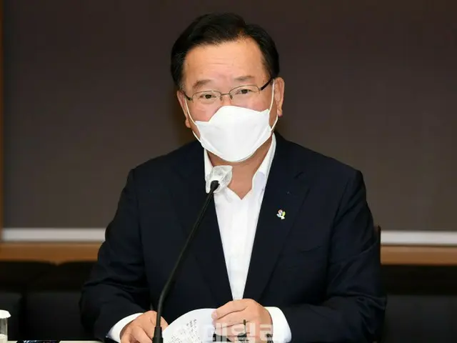 金富謙、国務総理（画像提供:wowkorea）