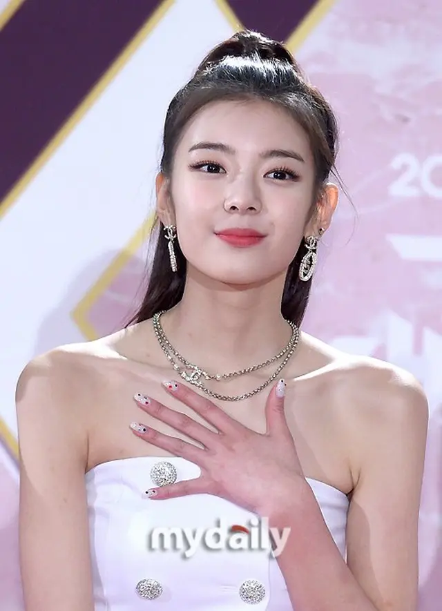 グループ「ITZY」メンバーリア側が校内暴力疑惑を提起した同級生Aさんに対する警察の名誉毀損の疑いなし決定に困惑する立場を伝えた。（画像提供:Mydaily）