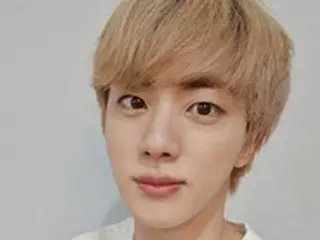 JIN（BTS）、公演で咳き込むようすにファンが心配するも「火薬のせい…風邪ではない」