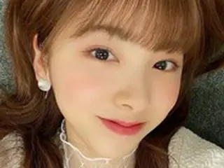 「NiziU」のMIIHI、お姫様ビジュアルとともにコミュニケーションツール「DearU bubble」に好感触を伝える