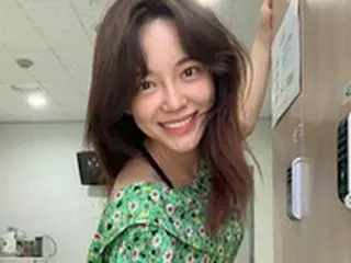 キム・セジョン（元gugudan）、大胆なギャップの後ろ姿「夏だね」
