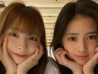 「NiziU」のRIMA＆MIIHI、肩を寄せ合いツーショット「おやすみ」…9人そろった練習室での集合写真も話題に