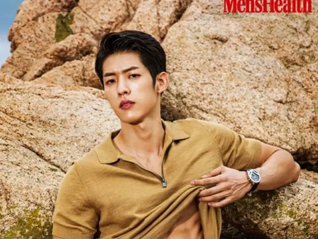 ソンヨル(INFINITE)、Men’s Healthの表紙を飾る、筋肉質な体を披露(画像提供:wowkorea)