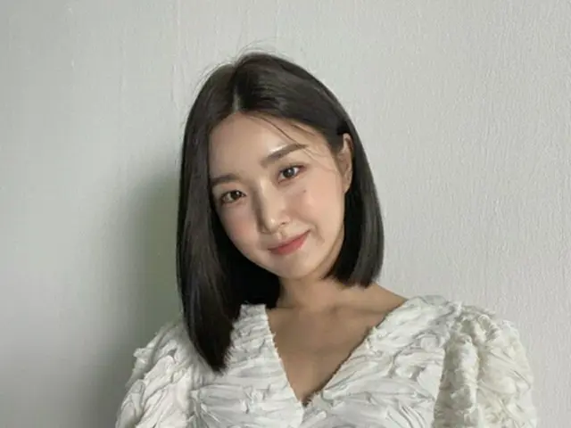 グループ「Brave Girls」のメンバーユナが清楚なビジュアルを誇った。（画像提供:Mydaily）