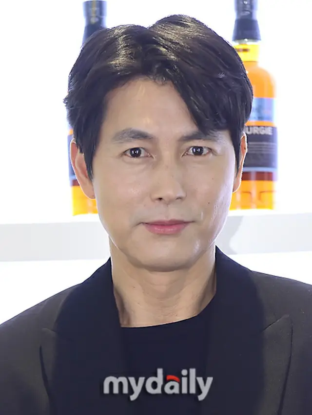 【全文】俳優チョン・ウソンの所属事務所、SNSの「偽アカウント」に注意喚起…「金銭や個人情報の要求はしない」（画像提供:wowkorea）