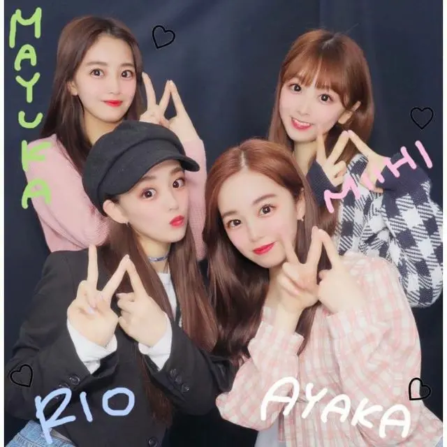 “本日（6/26）結成1年”「NiziU」、プリクラショットを相次ぎ公開…We NiziUポースでパチリ（画像提供:「NiziU」公式インスタグラム）