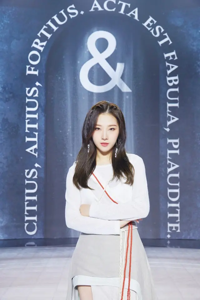 「今月の少女（LOONA）」ハスル、「活動再開…待っていてくれてありがとう」（画像提供:wowkorea）