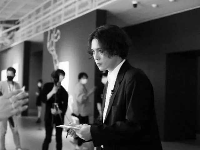 俳優パク・ギウン、「ザ・ビートルズ」の写真展を訪問…ロバート・ウィテカーが撮影の秘蔵ショットに感銘（画像提供:wowkorea）
