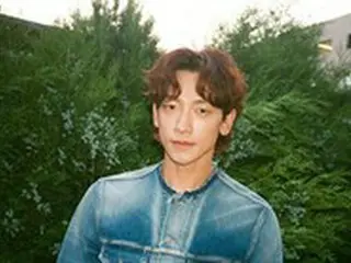 Rain（ピ）、梅雨のデニムonデニムファッションを披露=スタイルのよさに目を奪われる