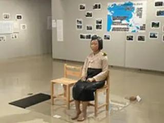 独で「平和の少女像」展示へ…少女像製作の「韓国彫刻家夫妻」ら日韓芸術家の企画展＝日本から抗議も