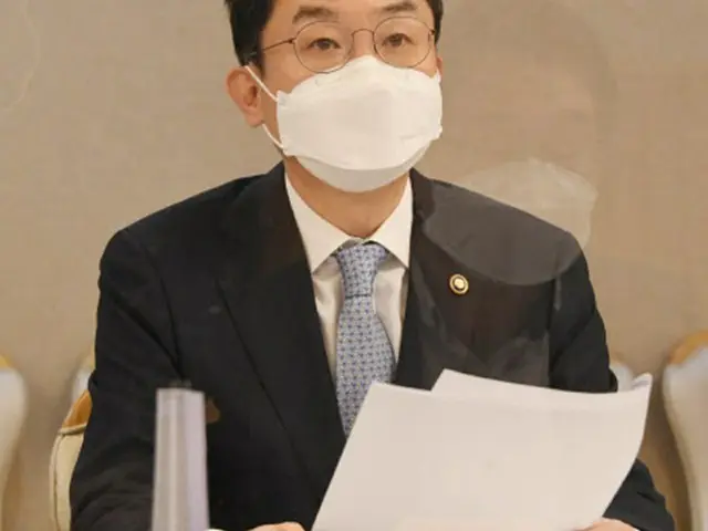 韓国企画財政部次官「新型コロナの状況厳しい…被害分野の雇用支援を支障なく推進」（画像提供:wowkorea）