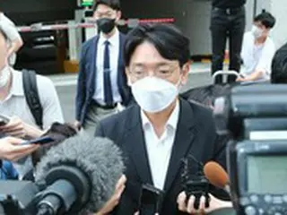 韓国警察、「偽の水産業者から金品授受疑惑」で元検察総長の元報道官の自宅を家宅捜索