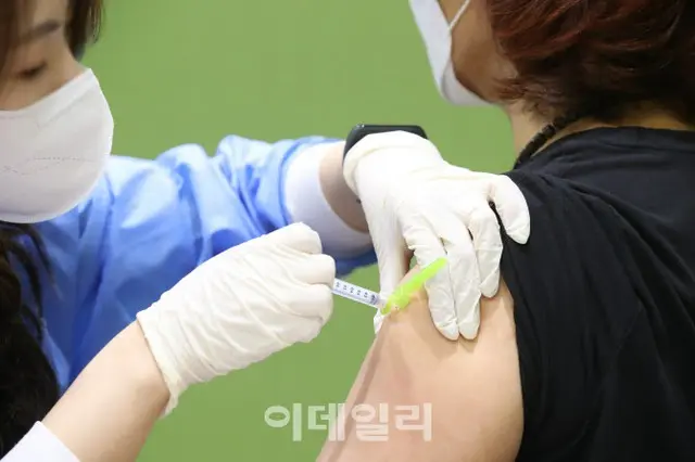 モデルナワクチンは需給不安…首都圏の55～59歳は結局、ファイザーを接種＝韓国（画像提供:wowkorea）