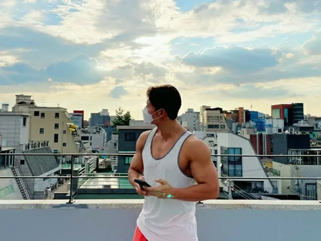 歌手キム・ジョングク、YouTubeチャンネルの収益を寄付(画像提供:wowkorea)