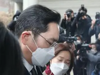 サムスン電子副会長の仮釈放…大統領府「法務部の基準・手続きに従い実施」＝韓国