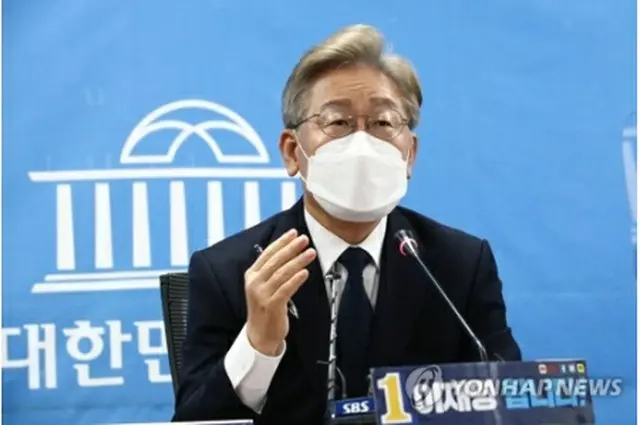 李在明氏＝２２日、ソウル（聯合ニュース）