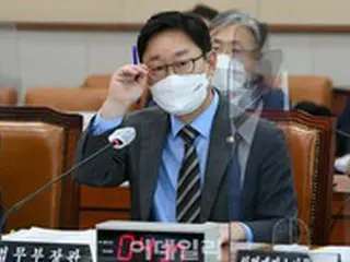 朴範界法相「児童虐待事件、関係機関の協力で早期介入すべき」＝韓国