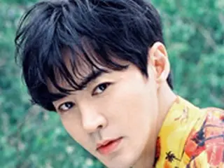 “新婚”チョンジン（SHINHWA）、通販番組でホスト役に電撃変身…持ち前のバラエティセンスを発揮