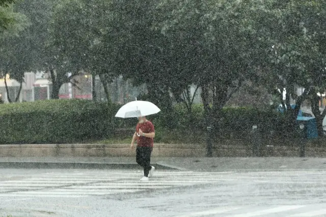 「今日の天気」首都圏、出勤時間帯まで雨が続く…猛暑警報も発令＝韓国報道（画像提供:wowkorea）