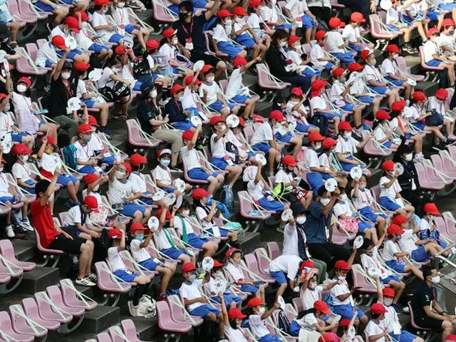 韓国選手団、スタジアムで応援してくれた日本の小学生に感謝の手紙と記念品贈呈＝韓国報道（画像提供:wowkorea）