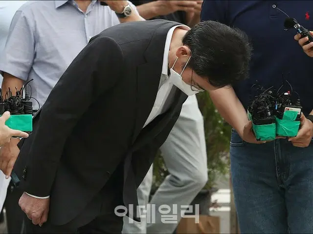 サムスン電子副会長、仮釈放…深々と頭を下げて「本当に申し訳ない」＝韓国（画像提供:wowkorea）