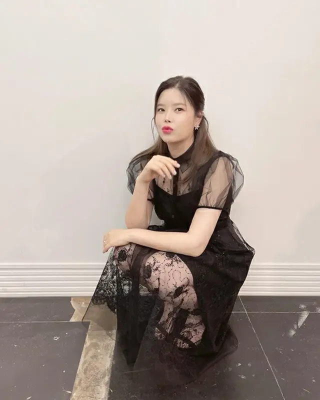 歌手イ・スの妻で歌手のLyn、お姫様の服でビジュアル自慢...ラブリーな人形のよう（画像提供:wowkorea）