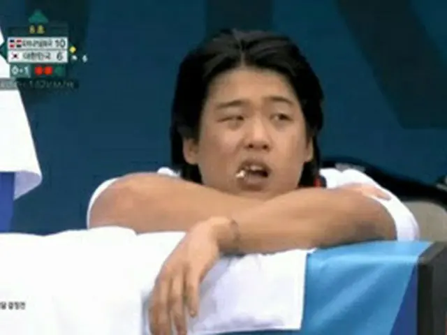 東京オリンピックに出場した韓国の野球代表選手が、ベンチでガムを噛む姿が中継カメラに映し出され、韓国で物議を醸した中、同選手が謝罪した（画像提供:wowkorea）