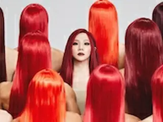 CL、「SPICY」最初のコンセプトフォト公開、レッドヘアの群れで一人、正面を見つめ