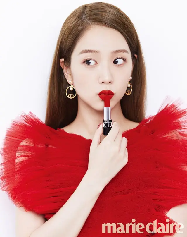 ジス（BLACKPINK）、DIORビューティーグラビア公開（画像提供:wowkorea）