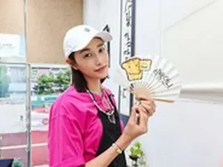 韓国女子バレー”頼れるキャプテン”キム・ヨンギョン、人気ベーカリーショップのモデルに