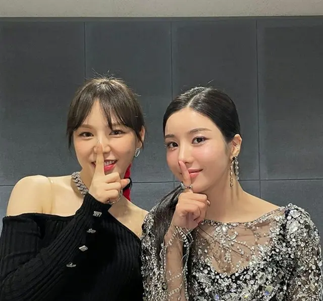 歌手クォン・ウンビと「RedVelvet」のウェンディ（画像提供:wowkorea）