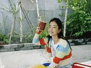 女優キ・ウンセ、水着を着てSライン公開…優れたスタイルに感心