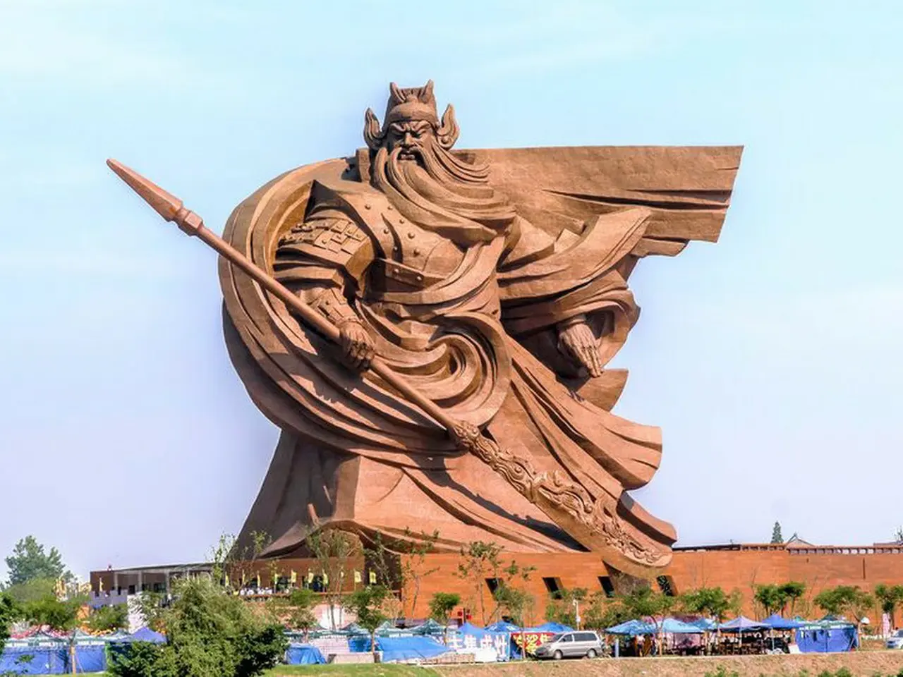 関羽像 33×17×47 悲報】中国にある伝説の「巨大な関羽像」の解体が決定!【関聖帝君】