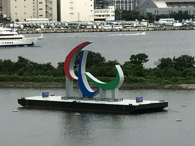 東京2020大会、パラリンピックの巨大なモニュメント（画像提供:wowkorea）