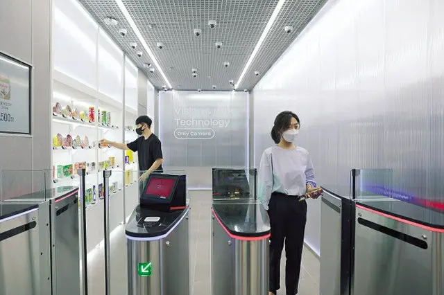 無人コンビニが主流に…日本のファミリーマートが無人店舗を1000店舗展開＝韓国報道（画像提供:wowkorea）
