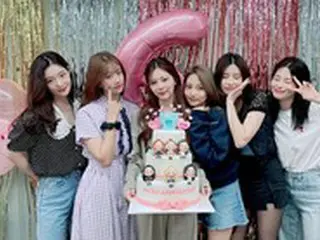 「DIA」、デビュー6周年をお祝い…可愛さが増した6人で記念ショット