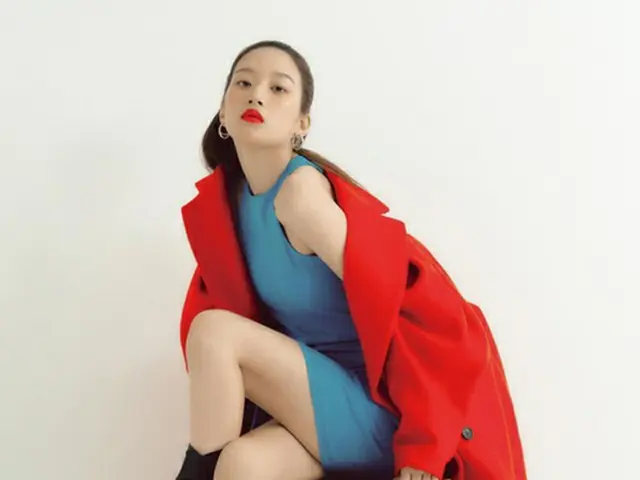 女優ムン・ガヨン、こんな雰囲気は初めて…セクシーな秋スタイル披露（画像提供:wowkorea）